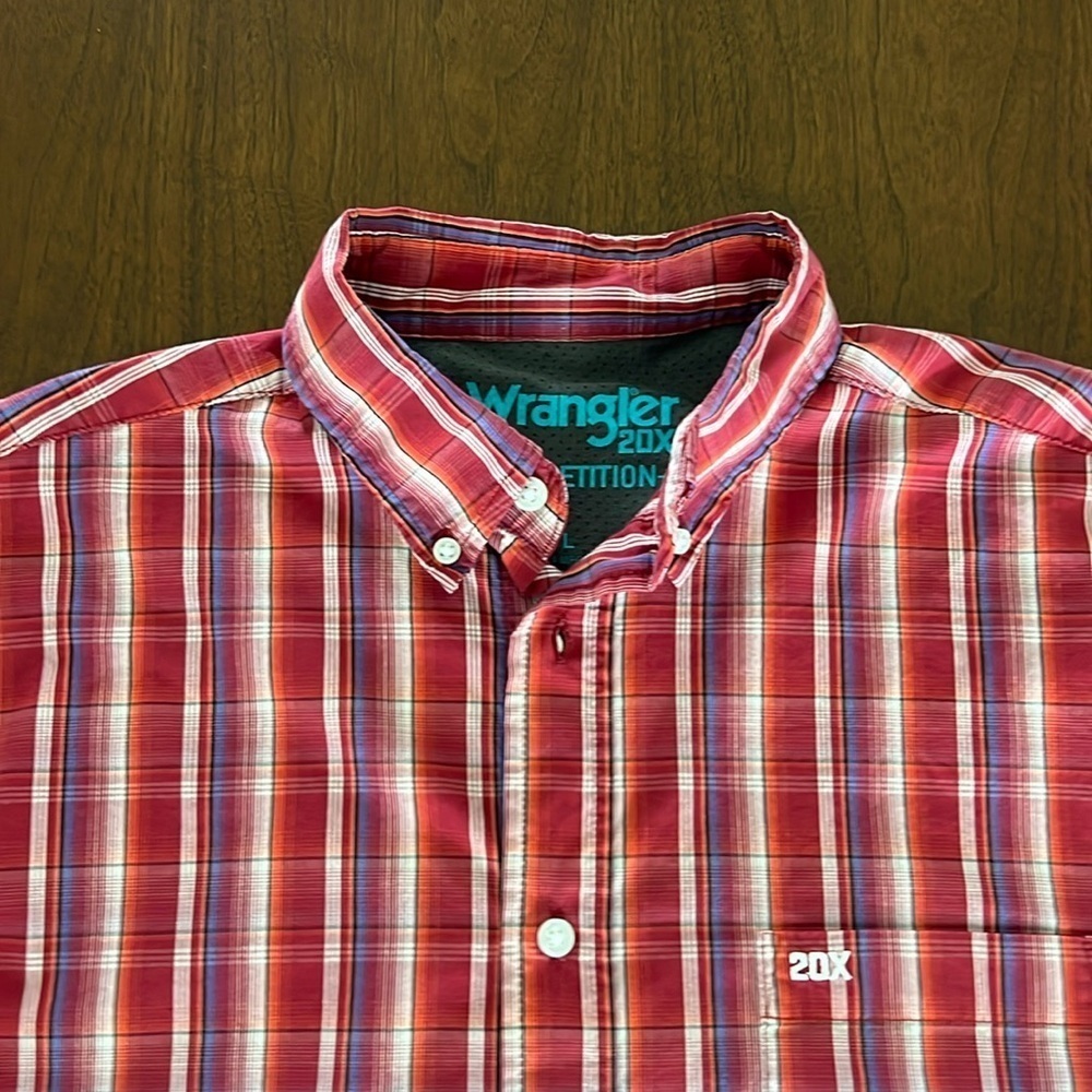 Wrangler 20X Men’s Plaid Button Down Red Shirt Size Large - Picture 2 of 12